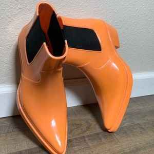 Calvin Klein || Orange Rubber || Western Boots